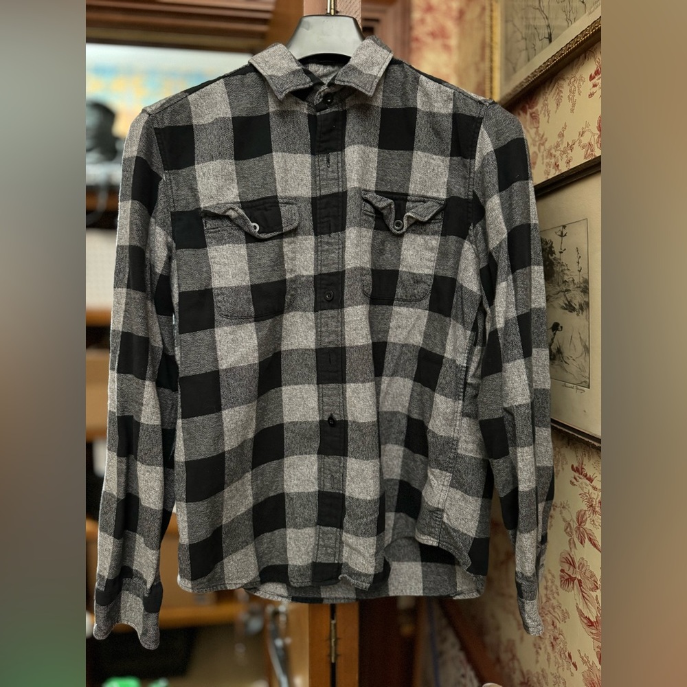 American Eagle flannel shirt for men